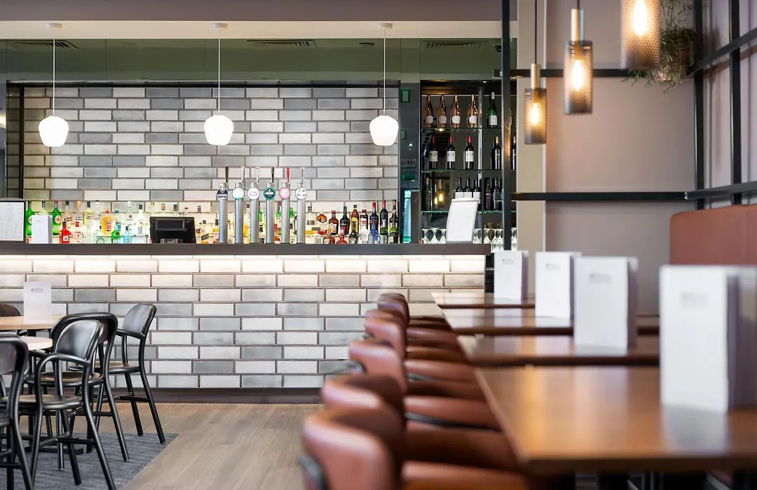 Hilton Garden Inn London Heathrow Airport-1